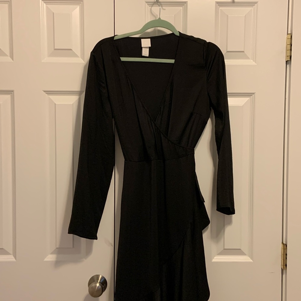 H&M black dress M